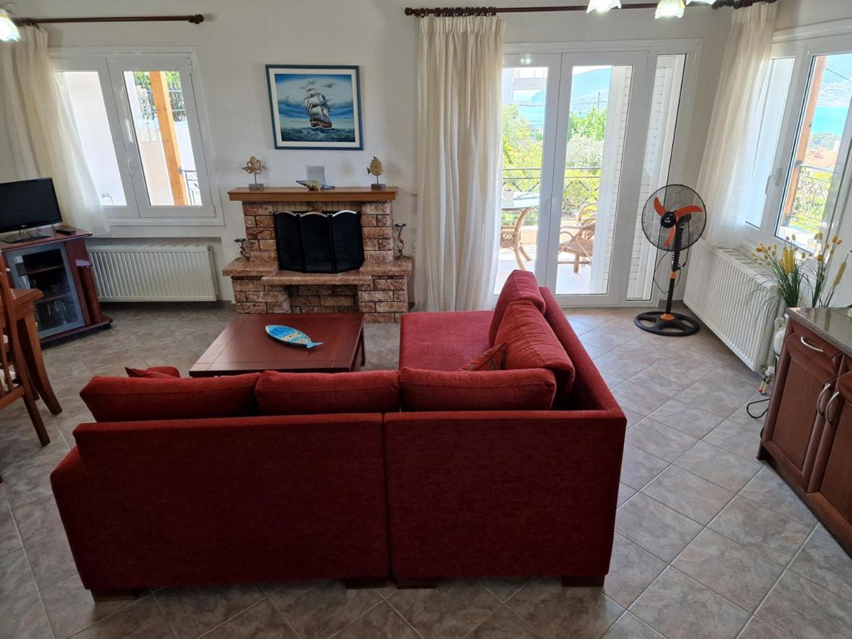 Pórto Ráfti Villa Liana : Luxury Villa With Fantastic Sea View, Near Airport מראה חיצוני תמונה