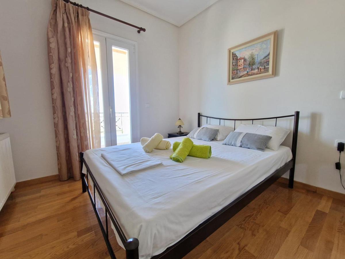 Pórto Ráfti Villa Liana : Luxury Villa With Fantastic Sea View, Near Airport מראה חיצוני תמונה