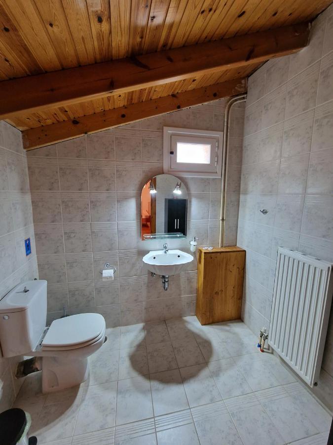 Pórto Ráfti Villa Liana : Luxury Villa With Fantastic Sea View, Near Airport מראה חיצוני תמונה