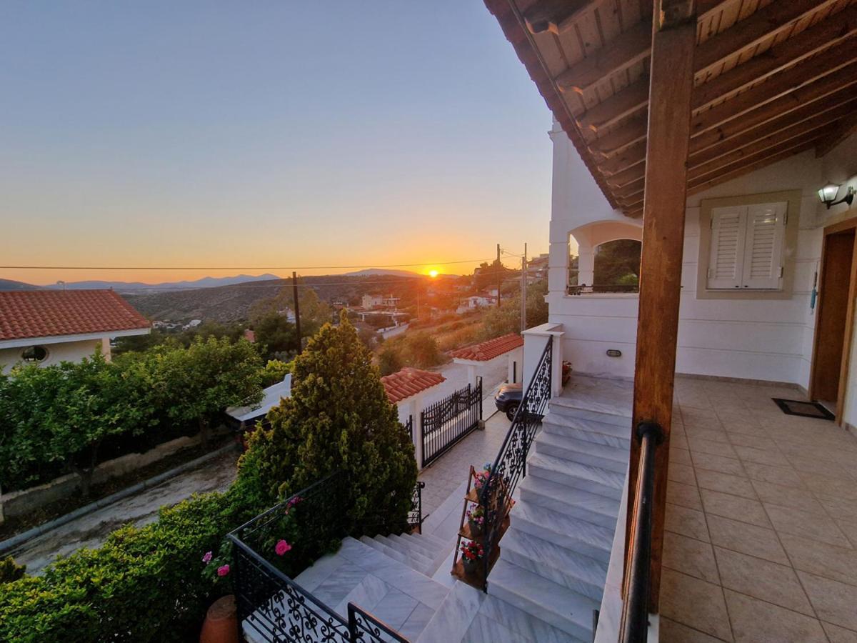 Pórto Ráfti Villa Liana : Luxury Villa With Fantastic Sea View, Near Airport מראה חיצוני תמונה