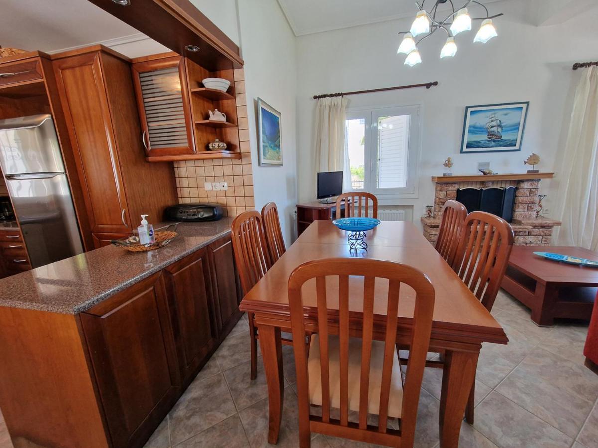 Pórto Ráfti Villa Liana : Luxury Villa With Fantastic Sea View, Near Airport מראה חיצוני תמונה